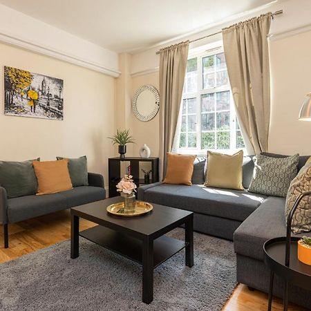 Charming 2 Bedroom Flat In Kensington High Street 伦敦 外观 照片